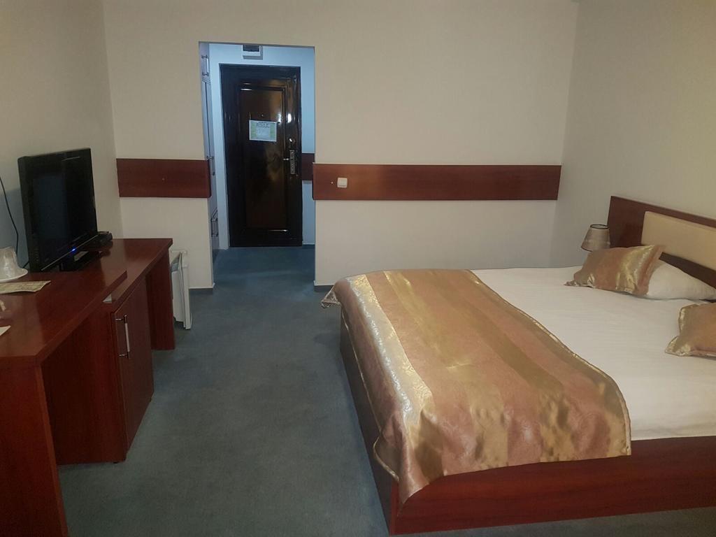 Hotel Lido Craiova Luaran gambar