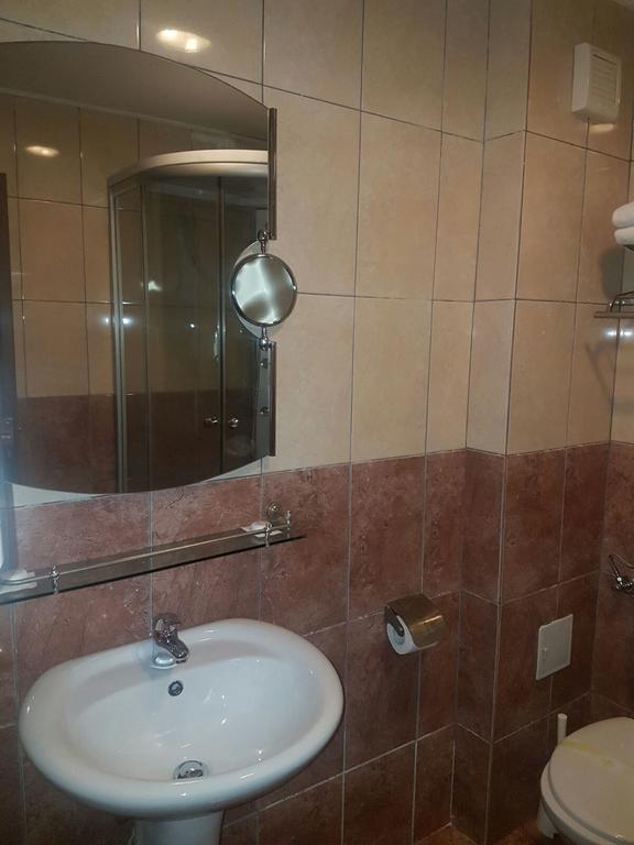 Hotel Lido Craiova Luaran gambar