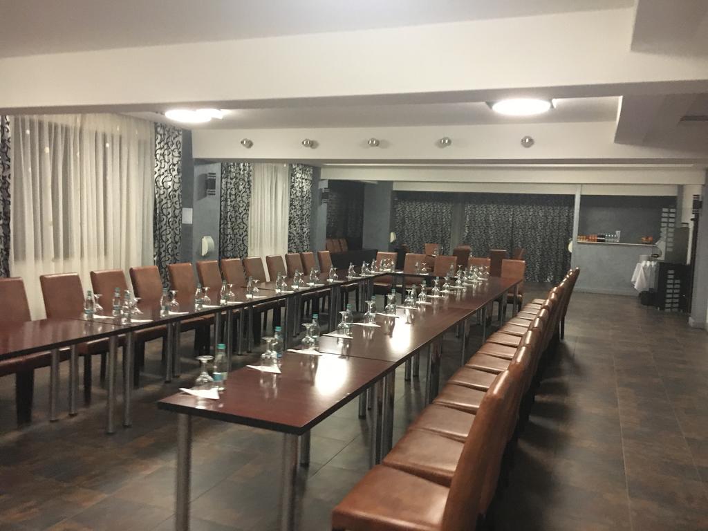 Hotel Lido Craiova Luaran gambar